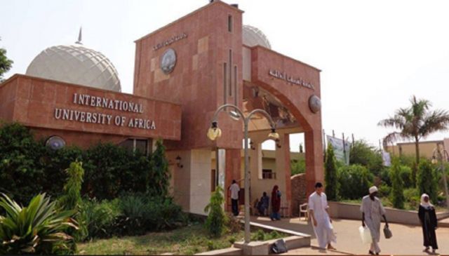 SEBELUM BELAJAR KE TIMUR TENGAH, KUASAI KETERAMPILAN MENULIS