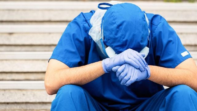 JIKA DOKTER SAJA DEPRESI,  BAGAIMANA MASA DEPAN BANGSA KITA