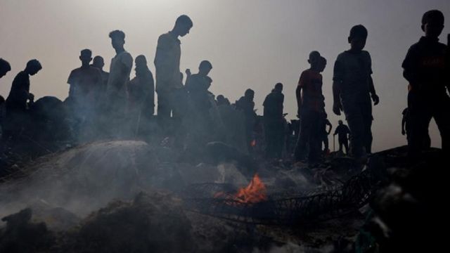   ISRAEL MAKIN BIADAB, AS KIAN TERJERUMUS