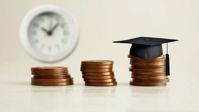 ADA YANG LEBIH SERIUS DARI SOAL UKT  DI PERGURUAN TINGGI KITA   