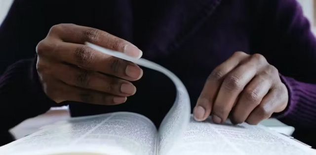 CERITA TENTANG PERZINAHAN DAN SEKSUALITAS DALAM BIBEL