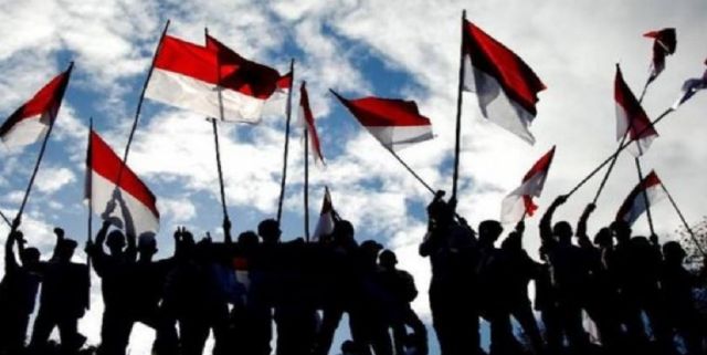 PENDIDIKAN NASIONAL AKAN GAGAL  JIKA TIDAK MELAHIRKAN MANUSIA SEUTUHNYA