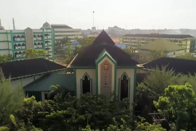 TAK PERLU NUNGGU MENTERI BARU,  KEBANGKITAN GURU DIMULAI DARI GURU