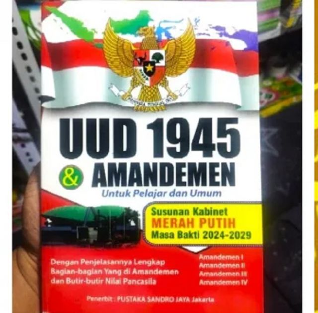 UUD 1945: UMAT ISLAM WAJIB DIBERI KESEMPATAN MELAKSANAKAN HUKUM DAN PENDIDIKAN ISLAM   