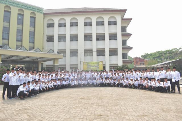 25 TAHUN STID M. NATSIR:  MENGOKOHKAN DIRI MENJADI UNIVERSITAS SEJATI