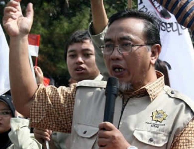 AMANAH SEJARAWAN AHMAD ADABY DARBAN