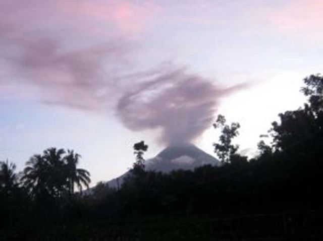 KISAH KEBIJAKAN DAKWAH DI LERENG MERAPI